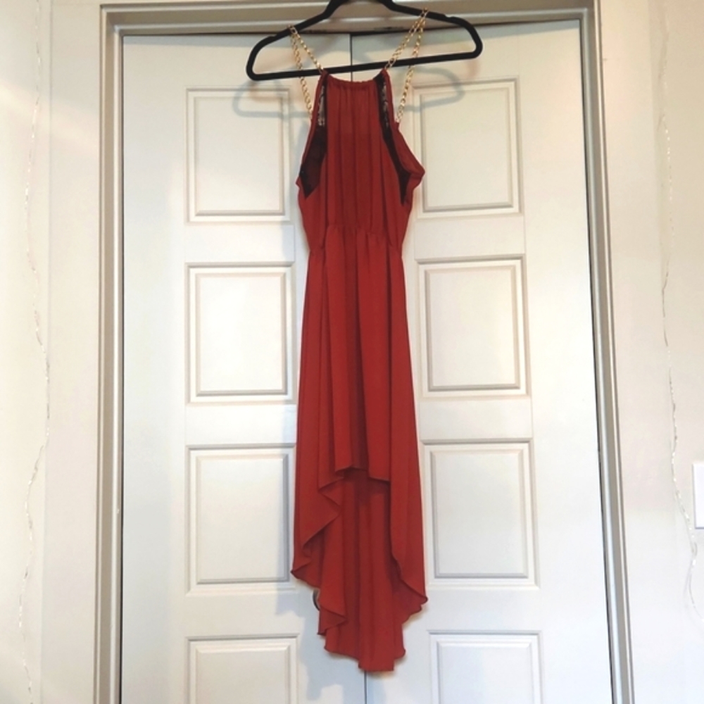 💥2/$40💥 Eunishop High Low Dress w/ Gold Chain Straps